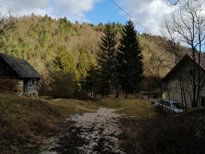 IMG_20200201_142125-min